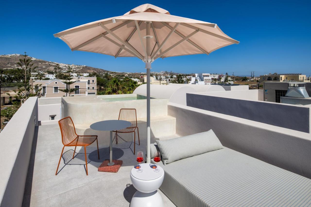 Kamári Viva Nove Suites מראה חיצוני תמונה